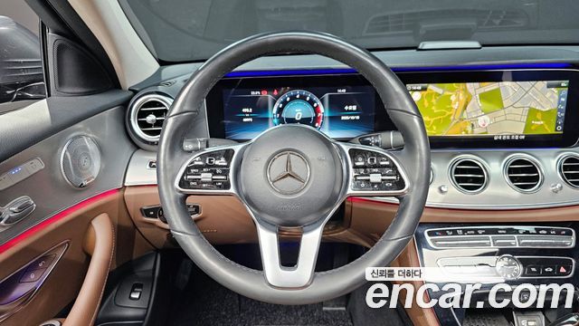 Mercedes-Benz E-Class (W213) E300 AMG Line 2019 — фото 13
