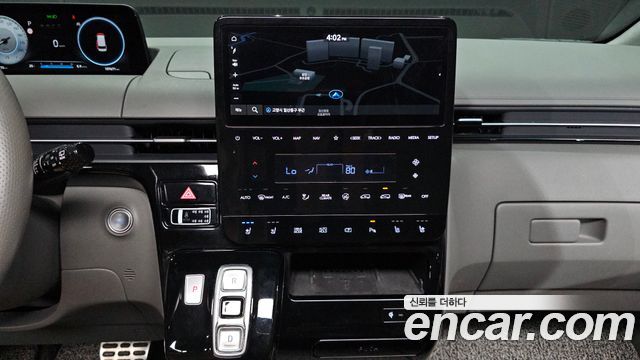Hyundai Staria 4WD Lounge 9-Seater Inspiration 2023 — фото 14