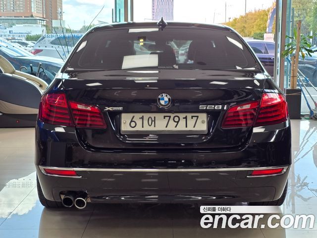 BMW 5 Series (F10) 528i xDrive Luxury 2015 — фото 4