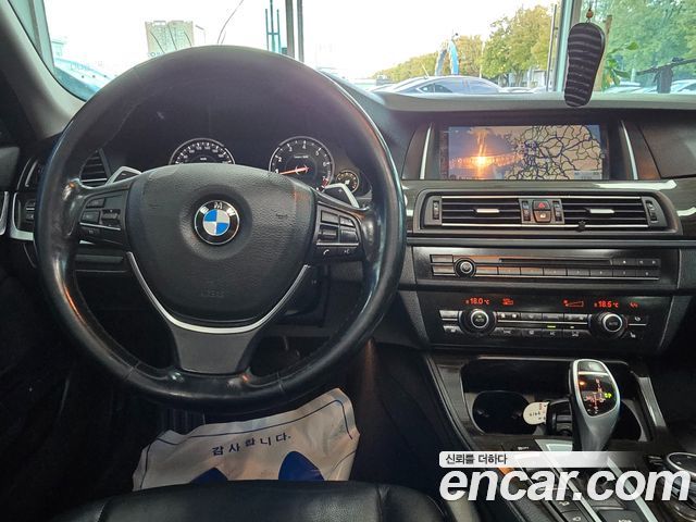BMW 5 Series (F10) 528i xDrive Luxury 2015 — фото 9