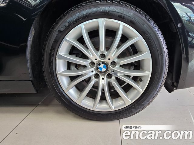 BMW 5 Series (F10) 528i xDrive Luxury 2015 — фото 24