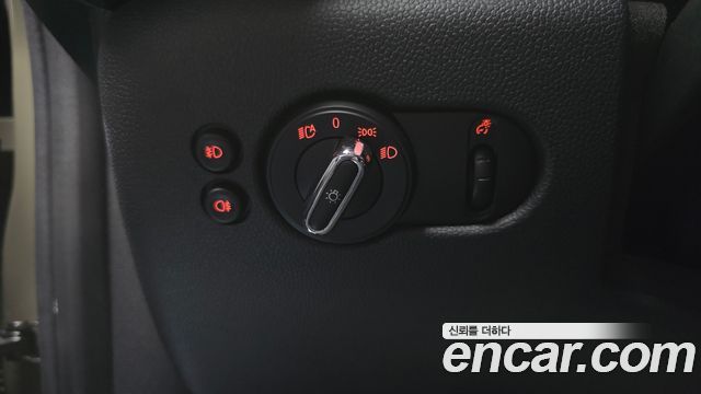 MINI Cooper S HIGH 3rd 2020 — фото 17