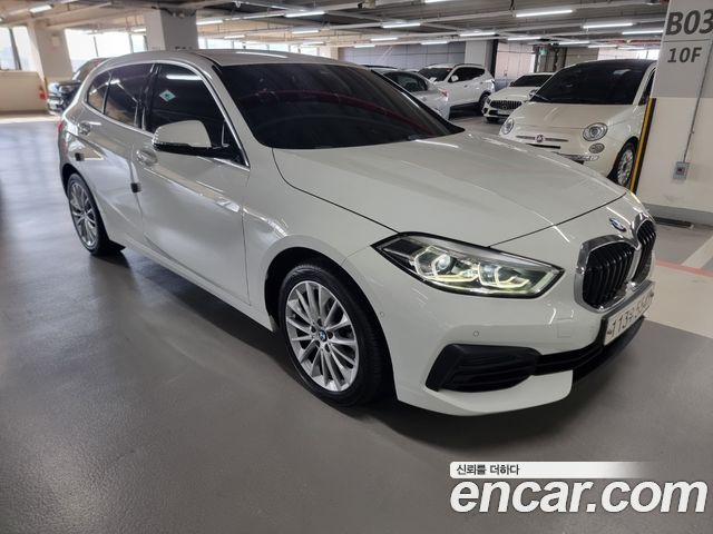 BMW 1 Series (F40) 118d Joy 2021 — фото 3