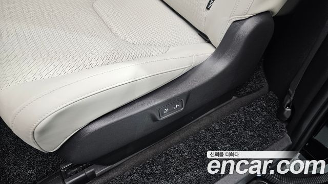 Kia Carnival (IV) Diesel 9-Seater Signature 2023 — фото 19
