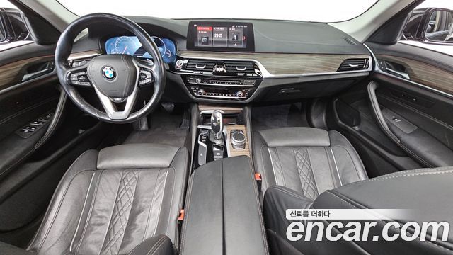 BMW 5 Series (G30) 530i xDrive Luxury Plus 2019 — фото 7