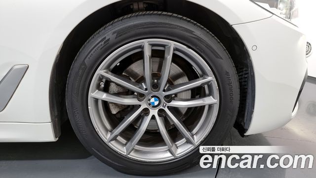 BMW 5 Series (G30) 520i M Sport 2020 — фото 5