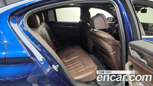 BMW 5 Series (G30) 520i M Sport 2020 — фото 12