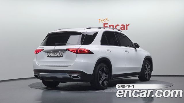 Mercedes-Benz GLE-Class (W167) GLE300d 4MATIC 2019 — фото 2