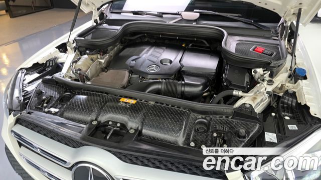 Mercedes-Benz GLE-Class (W167) GLE300d 4MATIC 2019 — фото 6