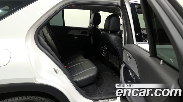 Mercedes-Benz GLE-Class (W167) GLE300d 4MATIC 2019 — фото 16