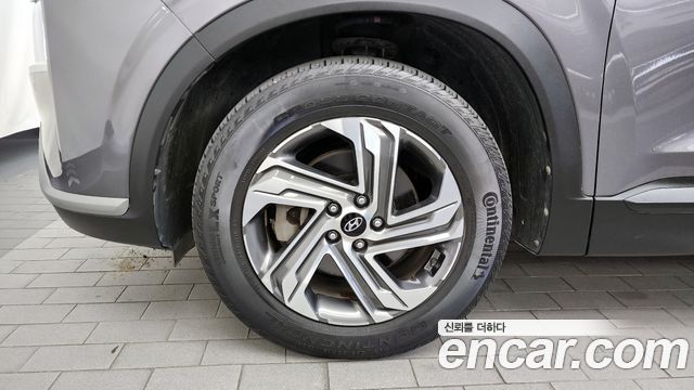 Hyundai Santa Fe Diesel 2.2 2WD Prestige 2021 — фото 5