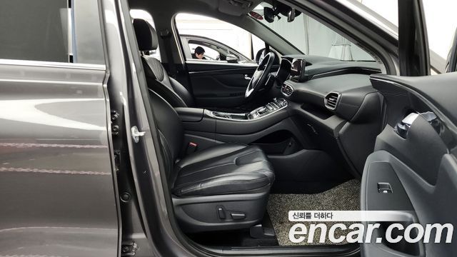 Hyundai Santa Fe Diesel 2.2 2WD Prestige 2021 — фото 11