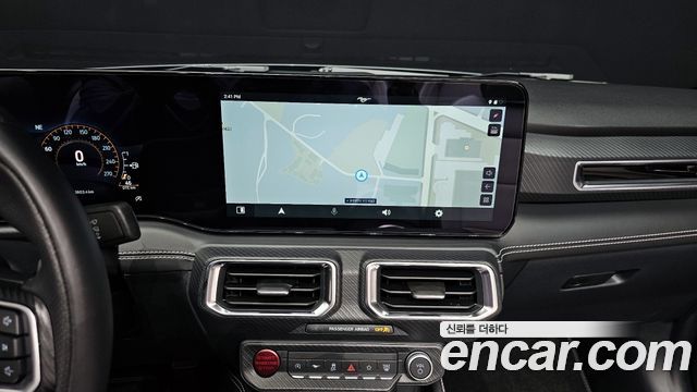 Ford Mustang (VII) 2.3 Ecoboost Premium Convertible 2024 — фото 14