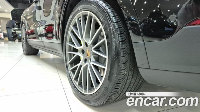 Porsche Cayenne (PO536) 3.0 E-HYBRID PLATINUM EDITION 2023 — фото 24