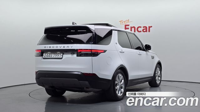 Land Rover Discovery 5 3.0 SD6 SE 2019 — фото 2