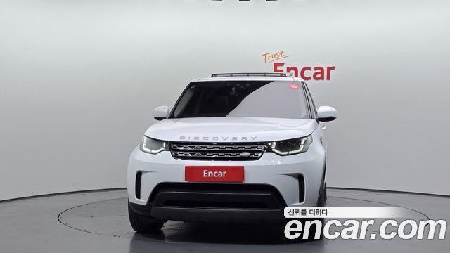 Land Rover Discovery 5 3.0 SD6 SE 2019 — фото 3