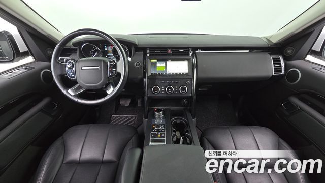 Land Rover Discovery 5 3.0 SD6 SE 2019 — фото 7