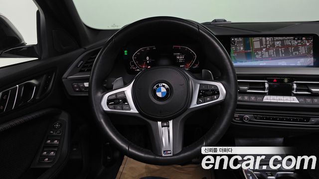 BMW 1 Series (F40) 120i M Sports 2023 — фото 13