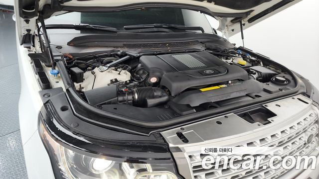 Land Rover Range Rover (IV) 4.4 SDV8 AB DIESEL 2015 — фото 6