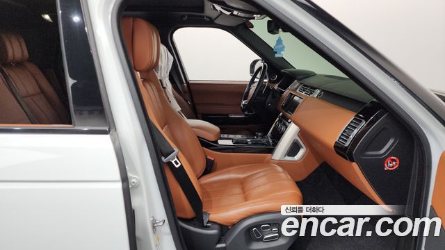 Land Rover Range Rover (IV) 4.4 SDV8 AB DIESEL 2015 — фото 11