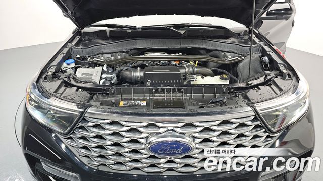 Ford Explorer (VI) 3.0 Platinum 4WD 2021 — фото 6