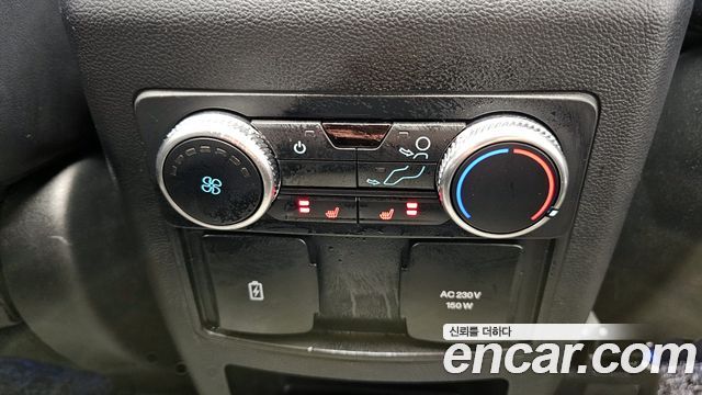 Ford Explorer (VI) 3.0 Platinum 4WD 2021 — фото 17