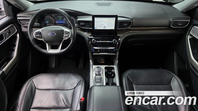 Ford Explorer (VI) 3.3 Hybrid 2022 — фото 7