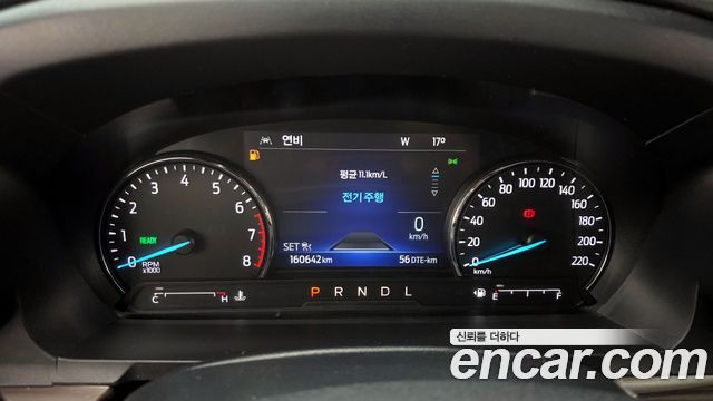 Ford Explorer (VI) 3.3 Hybrid 2022 — фото 8