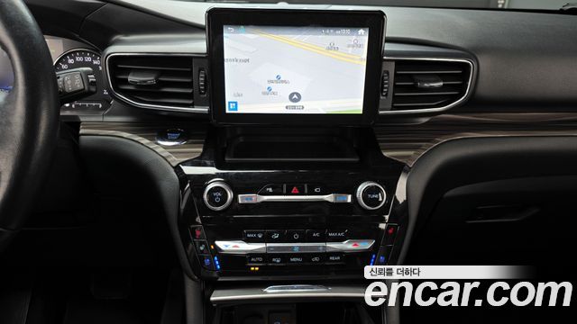 Ford Explorer (VI) 3.3 Hybrid 2022 — фото 17