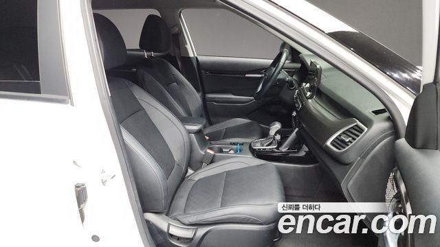 Kia Seltos Gasoline 1.6 Turbo 2WD Signature 2022 — фото 11