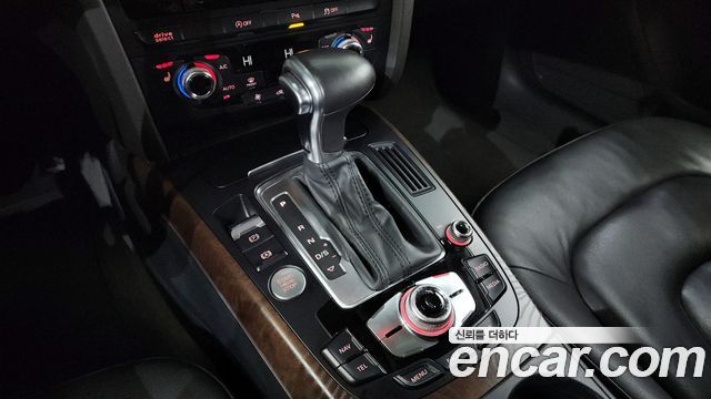 Audi A4 30 TDI Dynamic B8 2016 — фото 9