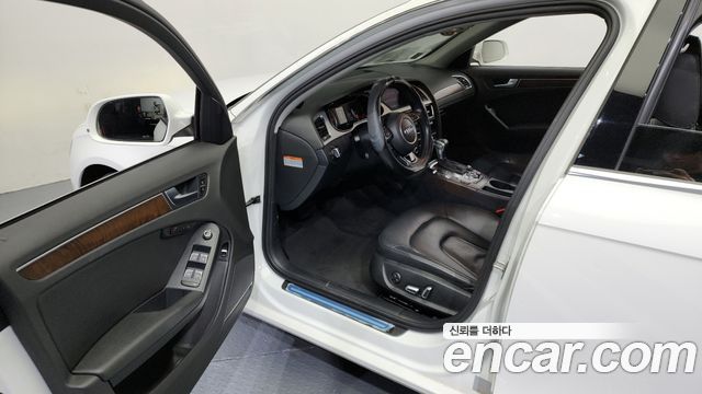 Audi A4 30 TDI Dynamic B8 2016 — фото 10