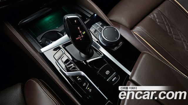 BMW 6 Series GT (G32) 630i xDrive M Sport 2022 — фото 9