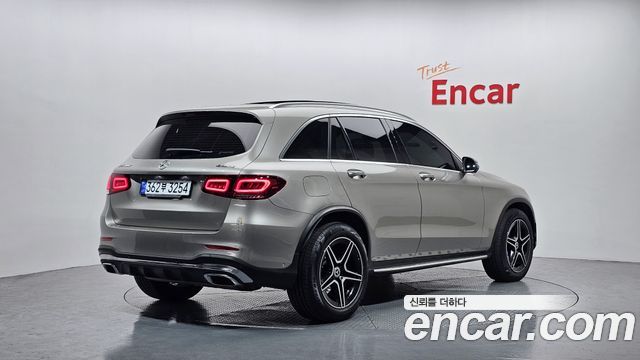 Mercedes-Benz GLC-Class (X253) GLC300 4MATIC 2022 — фото 2