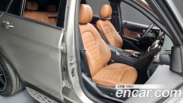 Mercedes-Benz GLC-Class (X253) GLC300 4MATIC 2022 — фото 12