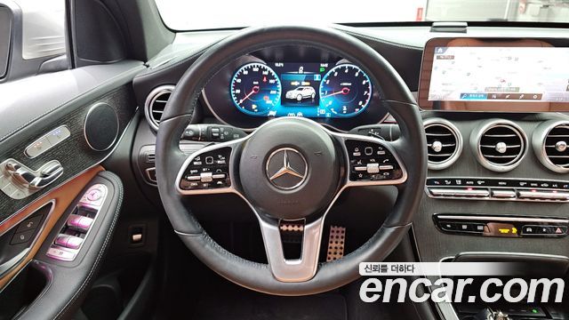 Mercedes-Benz GLC-Class (X253) GLC300 4MATIC 2022 — фото 13