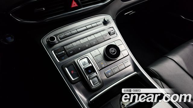 Hyundai Santa Fe Diesel 2.2 2WD Calligraphy 2021 — фото 9