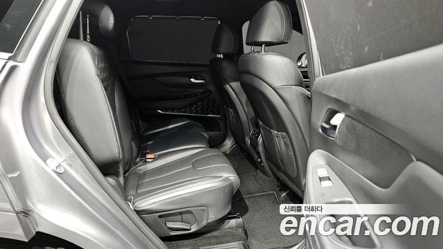 Hyundai Santa Fe Diesel 2.2 2WD Calligraphy 2021 — фото 12