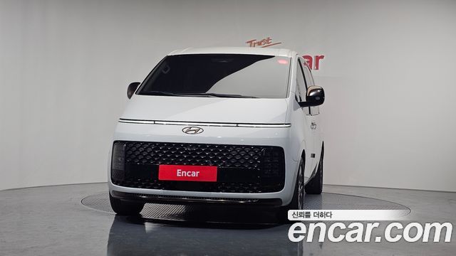 Hyundai Staria 4WD Lounge 7-Seater Inspiration 2022 — фото 3