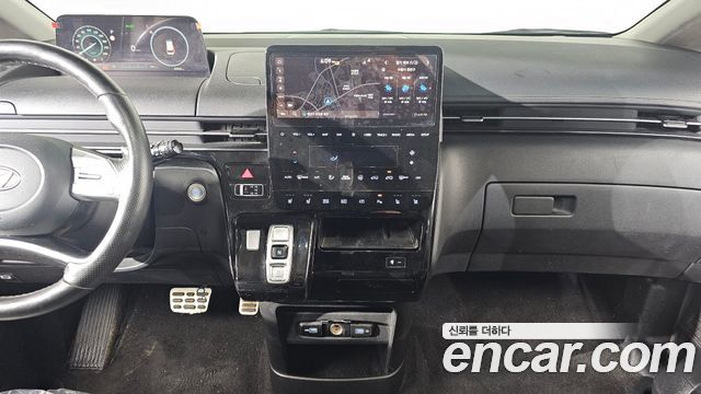 Hyundai Staria 4WD Lounge 7-Seater Inspiration 2022 — фото 14