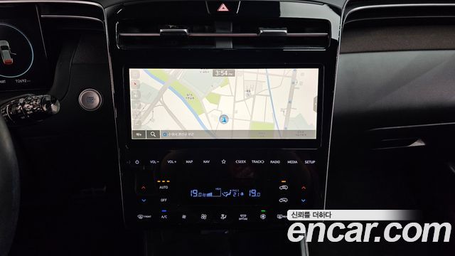Hyundai Tucson (NX4) Gasoline 1.6 Turbo 2WD Inspiration 2021 — фото 14