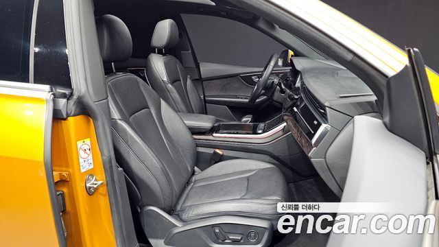 Audi Q8 (4M) 45 TDI Quattro Premium 2021 — фото 10