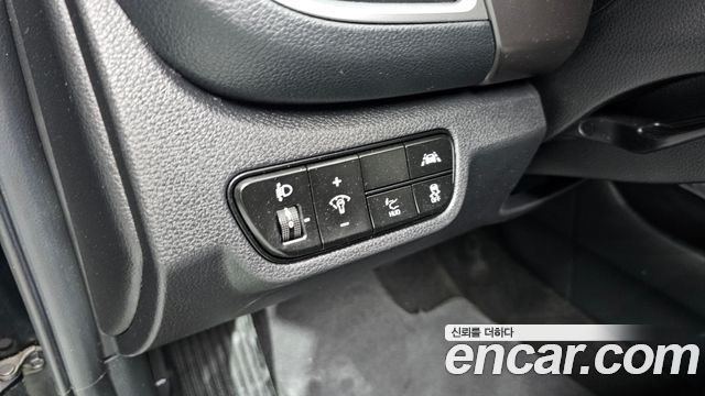 Kia Seltos Gasoline 1.6 Turbo 2WD Signature 2021 — фото 17