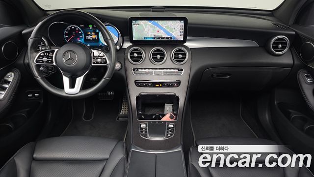Mercedes-Benz GLC-Class (X253) GLC300e 4MATIC Coupe 2021 — фото 7