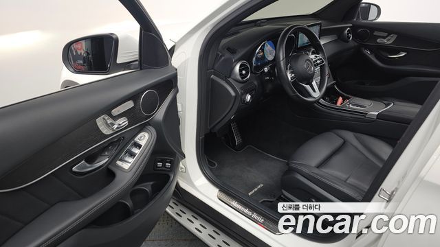 Mercedes-Benz GLC-Class (X253) GLC300e 4MATIC Coupe 2021 — фото 11