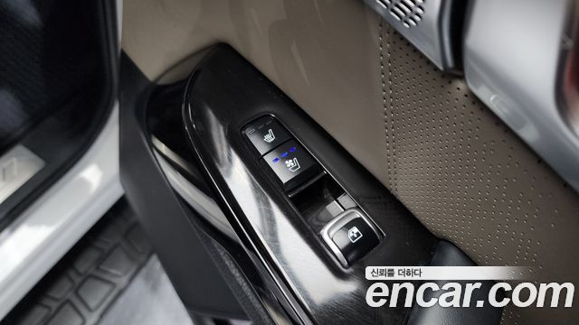 Kia Mohave The Master Diesel 3.0 4WD 6-Seater Masters 2022 — фото 18