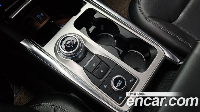 Ford Explorer (VI) 2.3 LimIted 4WD 2022 — фото 9