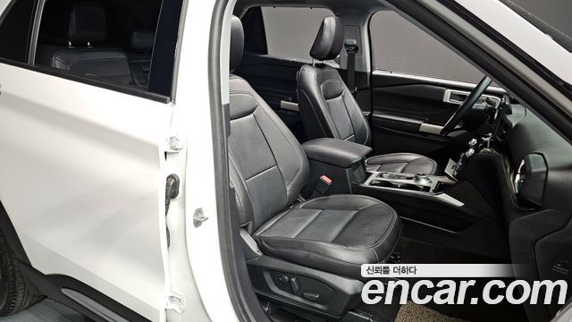 Ford Explorer (VI) 2.3 LimIted 4WD 2022 — фото 12