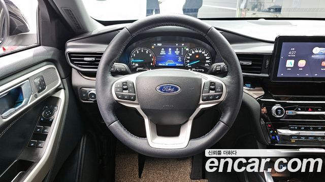 Ford Explorer (VI) 2.3 LimIted 4WD 2022 — фото 13