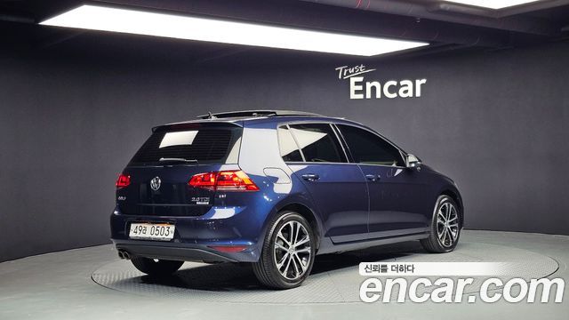 Volkswagen Golf (VII) 2.0 TDI Premium 2016 — фото 2